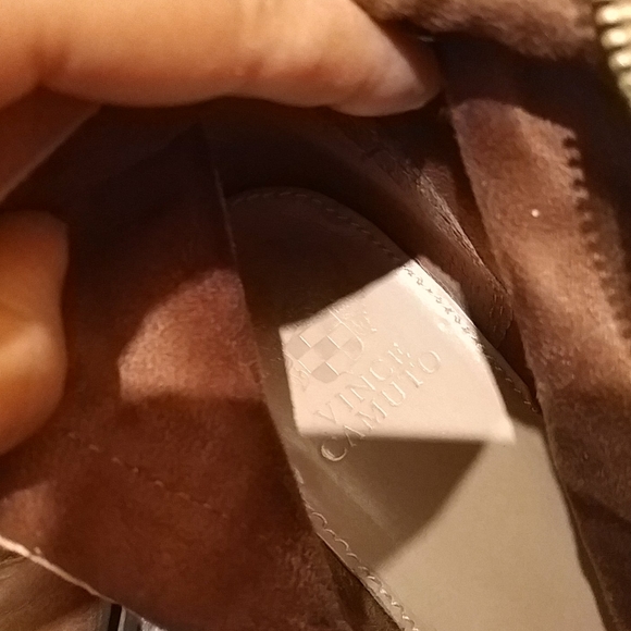 Boots - Picture 5 of 8